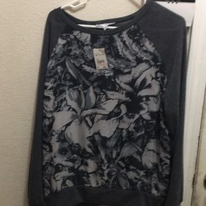 Long sleeve floral top